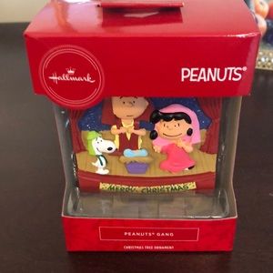 Hallmark Peanuts Ornament